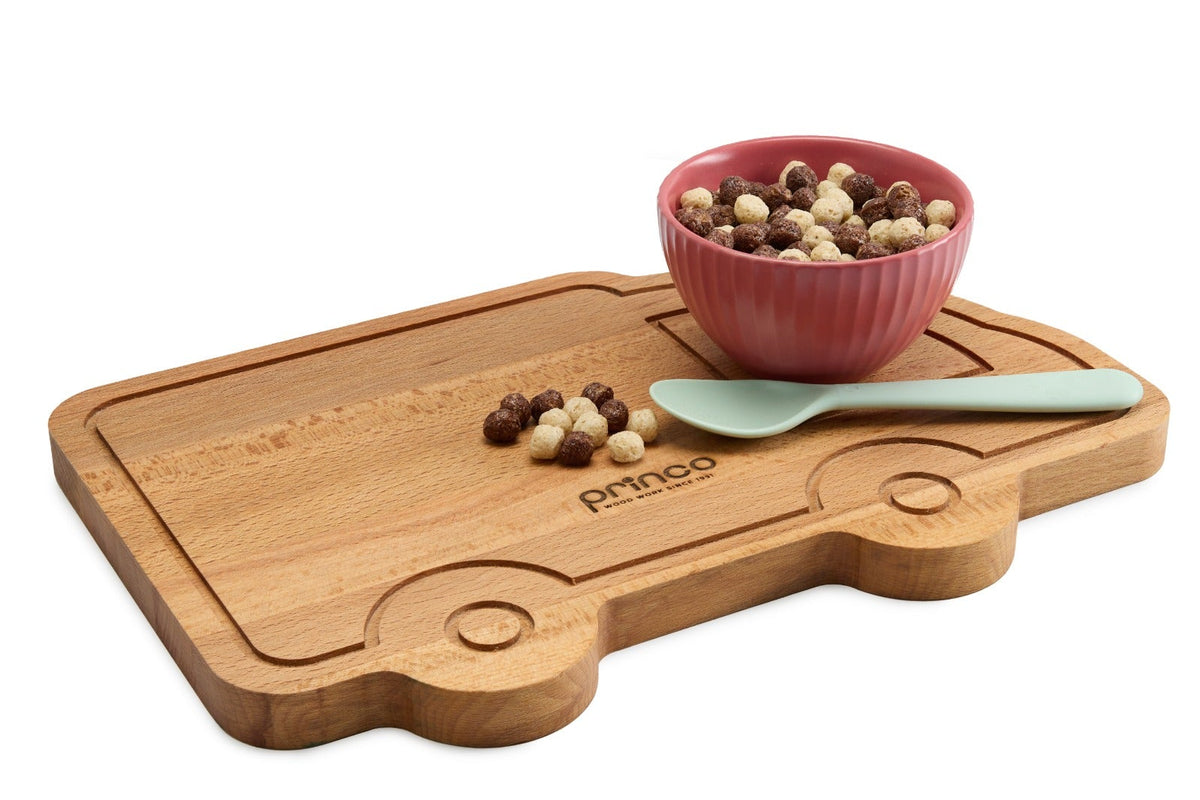 Add a playful touch to your kids while eating kitchen with this van-shaped beech wood cutting board. Crafted from solid, food-safe oiled beech, it is ideal for chopping, serving cheese and charcuterie or as a fun gift for food lovers. Durable, knife-friendly and naturally hygienic, it makes a charming decorative serving board. Size: 325 x 215 x 19 mm.